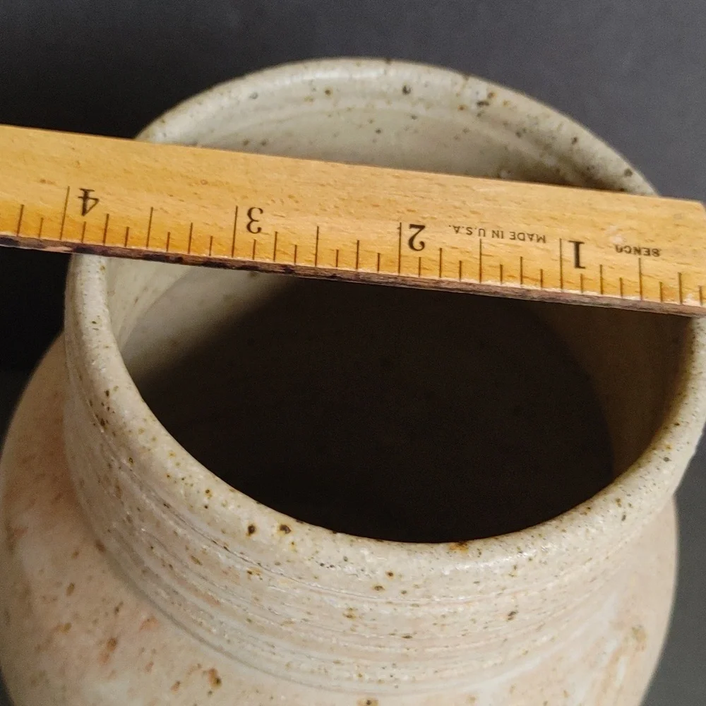 Artisan Ceremic Vase Signed Mary Richardson